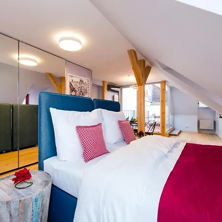 Old Royal Post Boutique Hotel & Premium Suites Prague Exterior photo