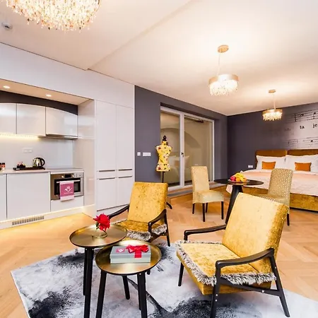 Old Royal Post Boutique Hotel & Premium Suites Prague Exterior photo