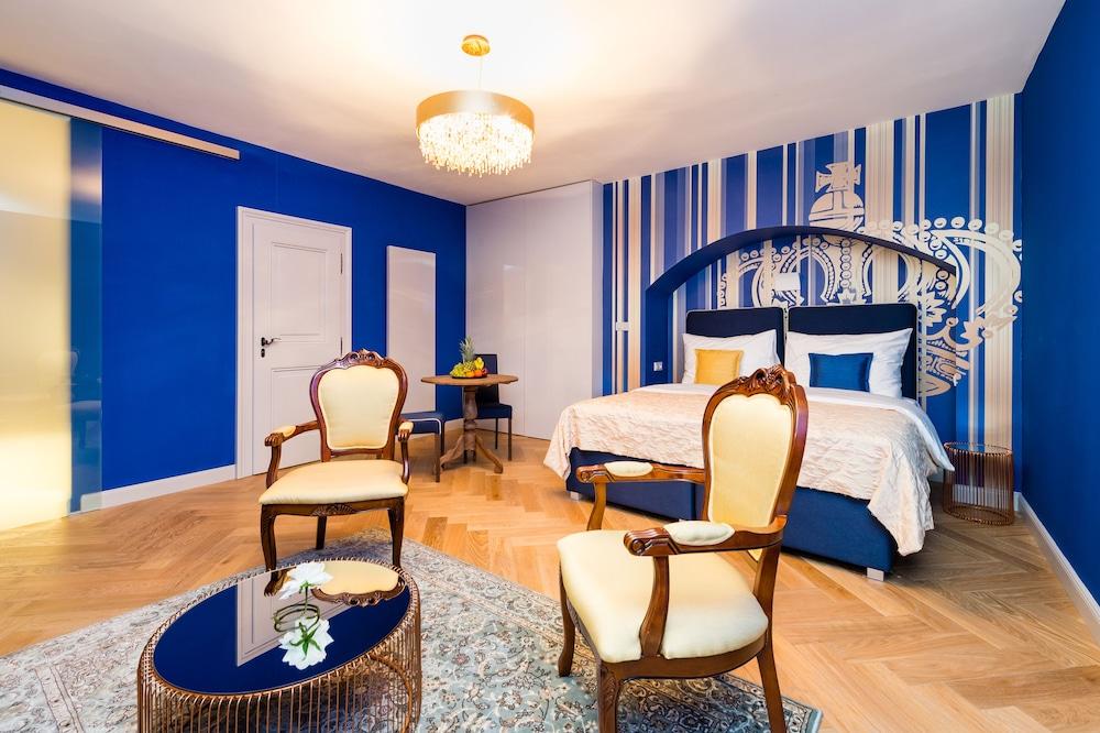 Old Royal Post Boutique & Premium Hotel